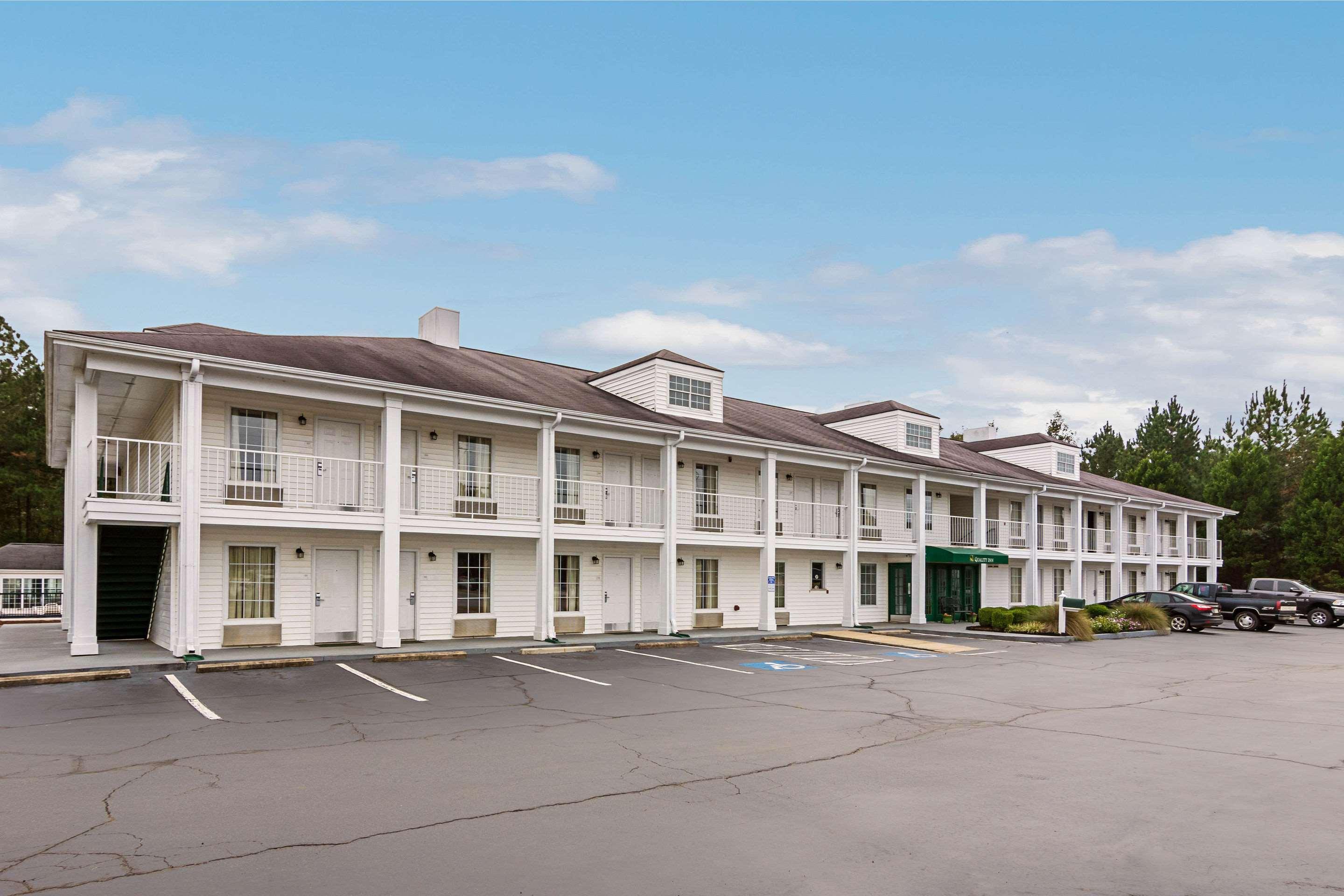 Quality Inn Thomaston Екстериор снимка