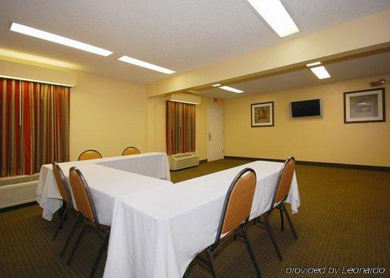 Quality Inn Thomaston Бизнес снимка